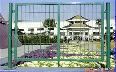 網(wǎng)片 多功能護欄網(wǎng)片的廣泛應(yīng)用與選購指南